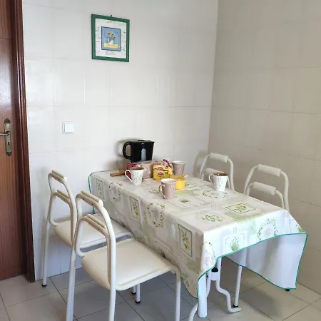 Jardim De Sta Eulalia * Αλμπουφέιρα